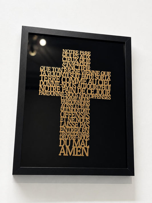 Croix murale en bois gravée "Notre Père"
